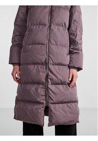 YAS Płaszcz zimowy 26023635 Fioletowy Regular Fit. Kolor: fioletowy. Materiał: syntetyk. Sezon: zima #3