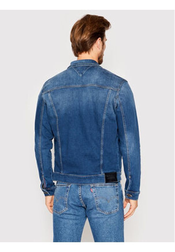 Tommy Jeans Kurtka jeansowa DM0DM10244 Niebieski Regular Fit. Kolor: niebieski. Materiał: bawełna
