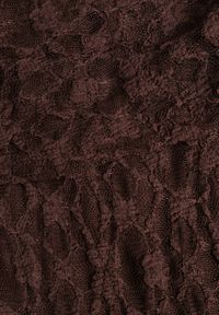 Born2be - Brązowa Koktajlowa Sukienka z Odkrytymi Ramionami z Koronki Eperrie. Kolor: brązowy. Materiał: koronka. Wzór: koronka. Typ sukienki: z odkrytymi ramionami. Styl: wizytowy #3