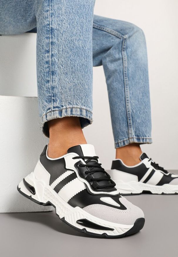 Born2be - Czarno-Białe Sneakersy Streetwearowe z Kontrastowymi Przeszyciami Ilirenas. Okazja: na co dzień. Kolor: czarny