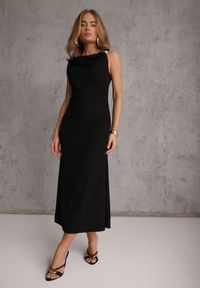 Renee - Czarna Sukienka VICES z Metaliczną Ozdobą na Ramieniu Coraena. Okazja: na randkę. Kolor: czarny. Wzór: aplikacja. Typ sukienki: asymetryczne. Styl: elegancki #3