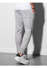 Ombre Clothing - Spodnie męskie dresowe P949 - jasnoszare - XXL. Kolor: szary. Materiał: dresówka. Styl: klasyczny #9