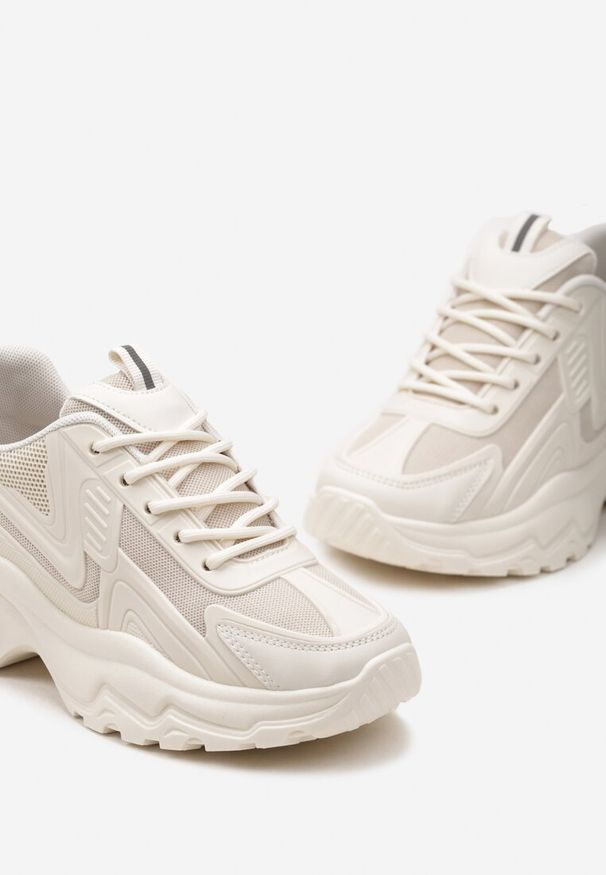 Renee - Beżowe Klasyczne Sneakersy Sznurowane na Niskiej Platformie Lenivia. Okazja: na co dzień. Kolor: beżowy. Materiał: jeans. Obcas: na platformie