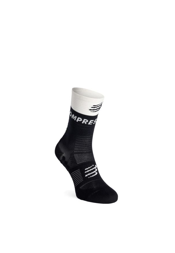 Skarpety biegowe Compressport Mid Compression Socks V2.0. Kolor: czarny