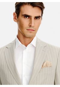 Pako Lorente - PAKO LORENTE - Beżowy garnitur męski w prążek. Kolor: beżowy. Materiał: wełna. Wzór: prążki #2