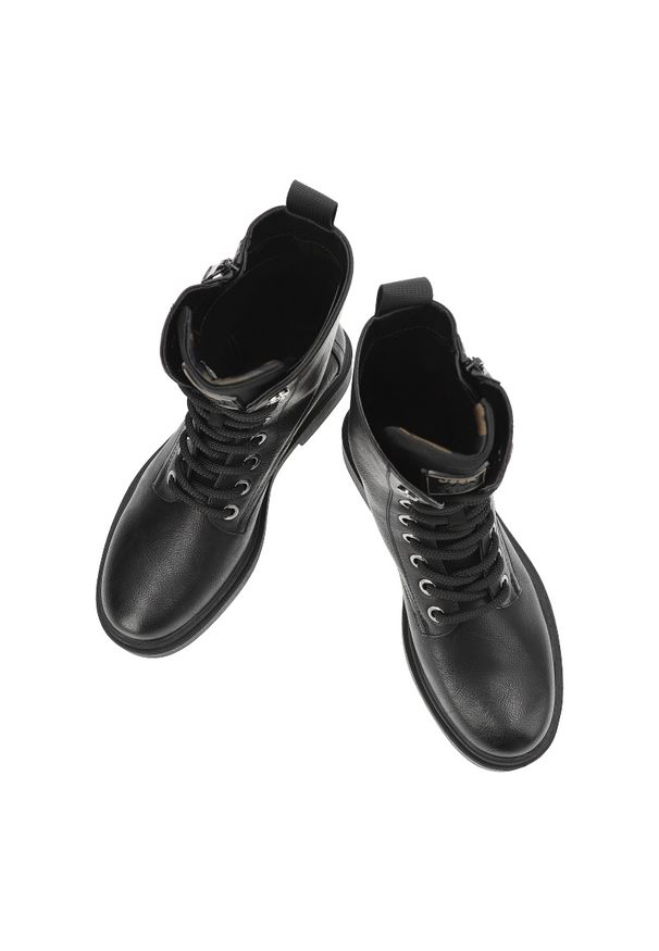 Czarne Botki Jeep Stylowe Obuwie Damskie. Okazja: na co dzień. Zapięcie: sznurówki. Kolor: czarny. Materiał: skóra ekologiczna, guma. Sezon: lato. Styl: elegancki