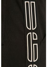 Hugo - Spodnie. Kolor: czarny. Materiał: bawełna, dzianina. Wzór: aplikacja #3