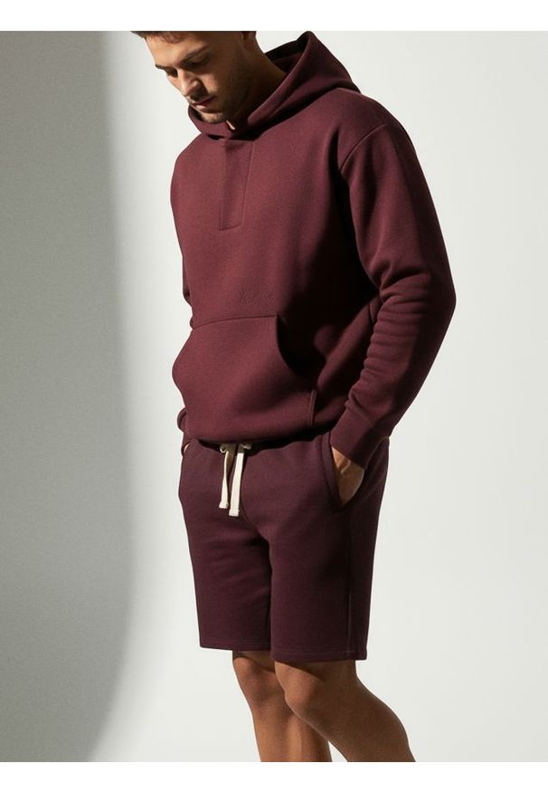 Sinsay - Szorty z wiązaniem - bordowy. Kolor: czerwony