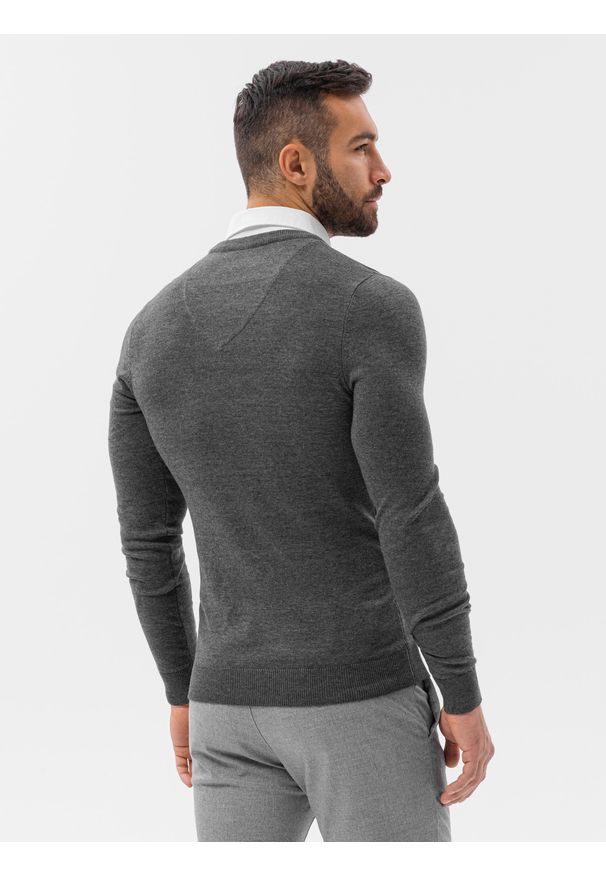 Szary sweter Ombre Clothing melanż, klasyczny, z dekoltem w serek