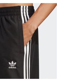 Adidas - adidas Szorty kąpielowe Originals Adicolor 3-Stripes Swim Shorts HT4406 Czarny Regular Fit. Kolor: czarny. Materiał: syntetyk #3
