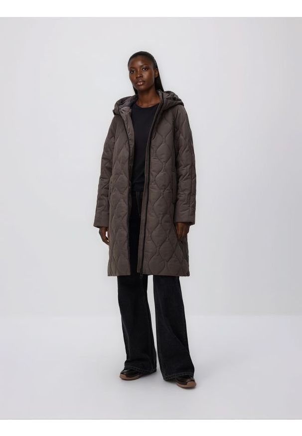 Reserved - Pikowana kurtka - szary. Kolor: szary. Materiał: tkanina