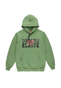 Bluza Prosto Klasyk Hoodie Ferras KL232MSWE2083 - zielona. Okazja: na co dzień, na spacer. Typ kołnierza: kaptur. Kolor: zielony. Materiał: bawełna, dresówka, poliester, materiał. Wzór: aplikacja. Styl: klasyczny, casual. Sport: turystyka piesza