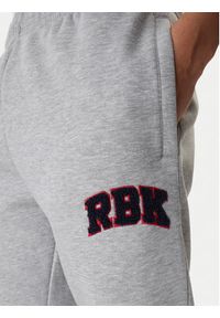 Reebok Spodnie dresowe Bermingham RK25555CCM Szary Relaxed Fit. Kolor: szary. Materiał: syntetyk #3
