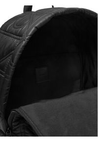 Calvin Klein Plecak Puffer Round Backpack LV04D3141G Czarny. Kolor: czarny. Materiał: materiał #4
