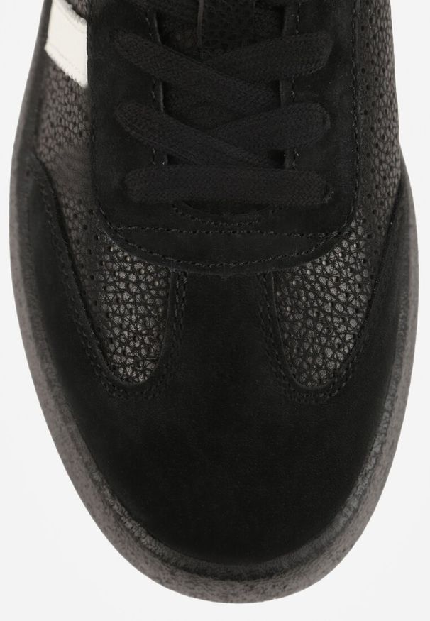 Renee - Czarne Sneakersy ze Skóry Naturalnej na Platformie z Perforacją i Paskami Urevla. Okazja: na co dzień. Zapięcie: pasek. Kolor: czarny. Materiał: skóra. Obcas: na platformie