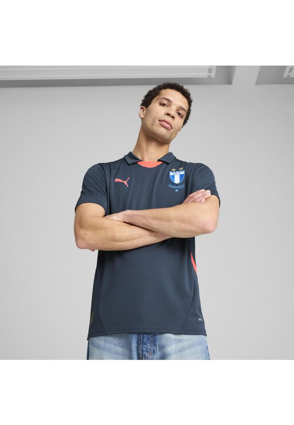 Puma - Męska koszulka wyjazdowa Malmö FF PUMA Dark Night Fire Orchid Blue Red. Kolor: czerwony, niebieski, wielokolorowy. Sport: piłka nożna