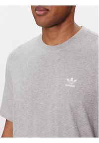 Adidas - adidas T-Shirt Trefoil Essentials IR9692 Szary Regular Fit. Kolor: szary. Materiał: bawełna #4