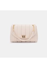 Sinsay - Torebka pikowana - Kremowy. Kolor: kremowy. Materiał: pikowane #1