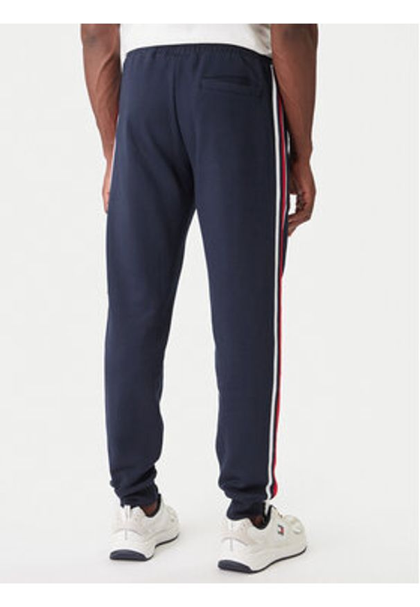 Nautica Spodnie dresowe Yakima N1T04064 Granatowy Regular Fit. Kolor: niebieski. Materiał: bawełna