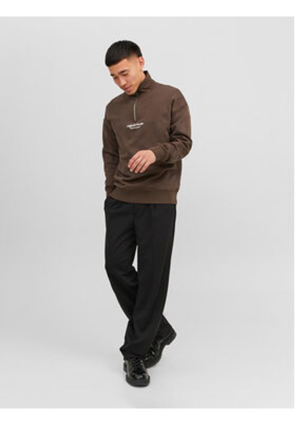 Jack & Jones - Jack&Jones Bluza Vesterbro 12241777 Brązowy Relaxed Fit. Kolor: brązowy. Materiał: bawełna, syntetyk