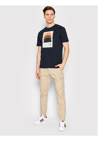 s.Oliver T-Shirt 2111344 Granatowy Regular Fit. Kolor: niebieski. Materiał: bawełna #2
