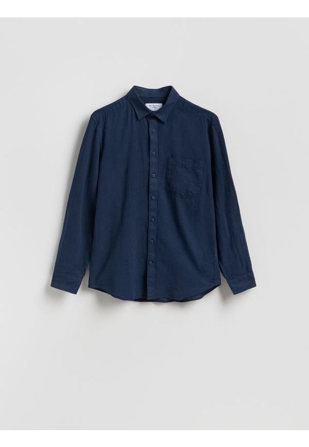 Reserved - Koszula regular fit z lnem - granatowy. Kolor: niebieski. Materiał: len