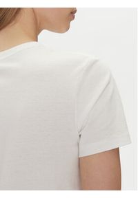 JDY T-Shirt Michigan 15311702 Biały Regular Fit. Kolor: biały. Materiał: bawełna