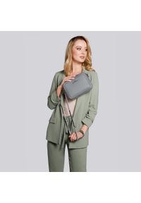 Wittchen - Damska listonoszka skórzana z nitami. Kolor: szary. Wzór: haft. Dodatki: z haftem. Materiał: skórzane. Rozmiar: małe. Styl: klasyczny, casual, elegancki #4