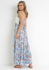 Born2be - Niebieska Wiskozowa Sukienka Maxi z Szydełkową Górą i Rozkloszowanym Dołem Eumila. Kolor: niebieski. Materiał: wiskoza. Długość rękawa: na ramiączkach. Sezon: wiosna, lato. Typ sukienki: rozkloszowane. Długość: maxi #4