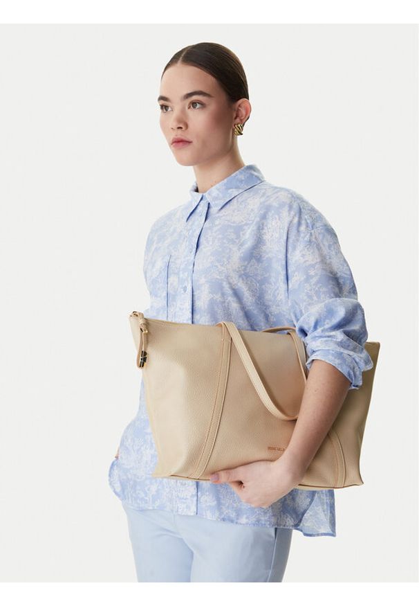 Coccinelle Torebka U45 Coccinelle Nory E1 U45 11 01 01 Beżowy. Kolor: beżowy. Materiał: skórzane