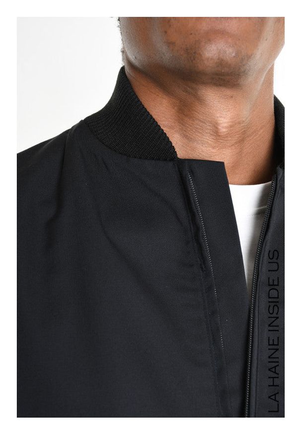 La Haine Inside Us Kurtka Bomber | 3Z M1205 | Mężczyzna | Czarny. Typ kołnierza: kołnierzyk stójkowy. Kolor: czarny. Materiał: bawełna, poliester. Sezon: lato. Styl: elegancki, klasyczny, sportowy