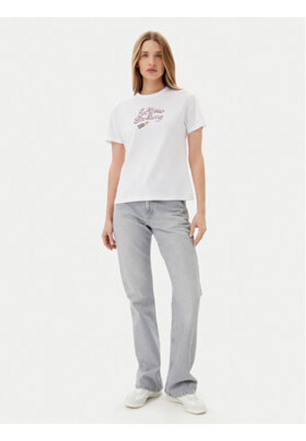 Hugo - HUGO T-Shirt Damacia_5 50540237 Biały Regular Fit. Kolor: biały. Materiał: bawełna
