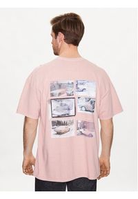 BDG Urban Outfitters T-Shirt 76516764 Różowy Loose Fit. Kolor: różowy. Materiał: bawełna