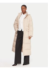 BOSS Kurtka zimowa Pamaxi4 50546844 Beżowy Regular Fit. Kolor: beżowy. Materiał: syntetyk. Sezon: zima