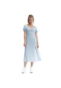 Cropp - Niebieska sukienka midi w kwiaty - Niebieski. Kolor: niebieski. Materiał: tkanina, wiskoza. Długość rękawa: krótki rękaw. Wzór: kwiaty. Długość: midi #1