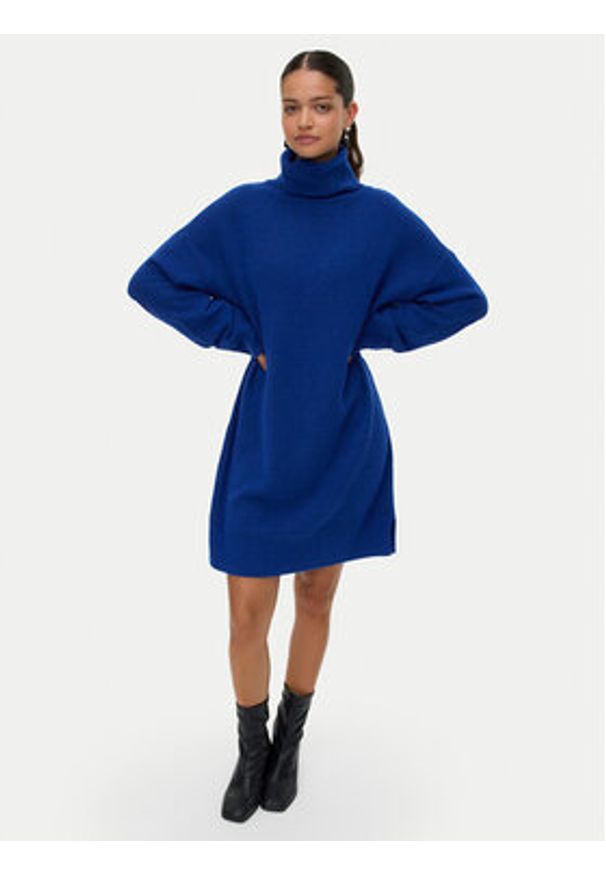 Vero Moda Sukienka dzianinowa Aquarius 10331900 Niebieski Regular Fit. Kolor: niebieski. Materiał: syntetyk