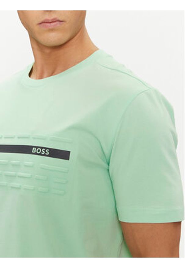 BOSS - Boss T-Shirt 50513010 Zielony Regular Fit. Kolor: zielony. Materiał: bawełna