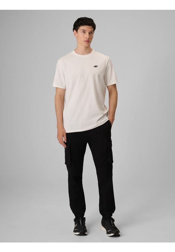 4f - 4F Spodnie casual cargo męskie - czarne XL. Okazja: na co dzień. Kolor: szary. Materiał: materiał, jeans, denim, dzianina. Styl: casual