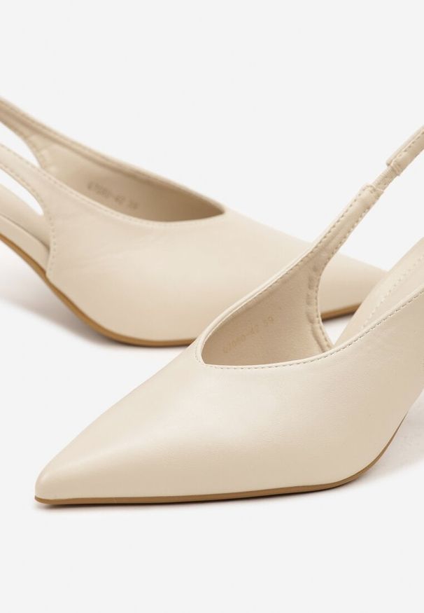 Renee - Beżowe Sandały Vices Slingback na Obcasie Tilarina. Okazja: na co dzień. Kolor: beżowy. Obcas: na obcasie. Styl: casual, elegancki. Wysokość obcasa: średni