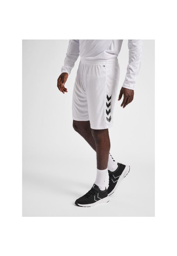 Spodenki piłkarskie męskie Hummel Core XK Poly Shorts. Kolor: biały. Sport: piłka nożna