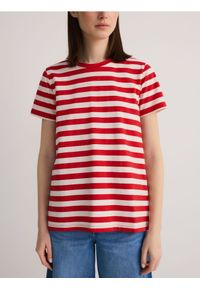 Reserved - Bawełniany t-shirt w paski - czerwony. Kolor: czerwony. Materiał: bawełna. Wzór: paski