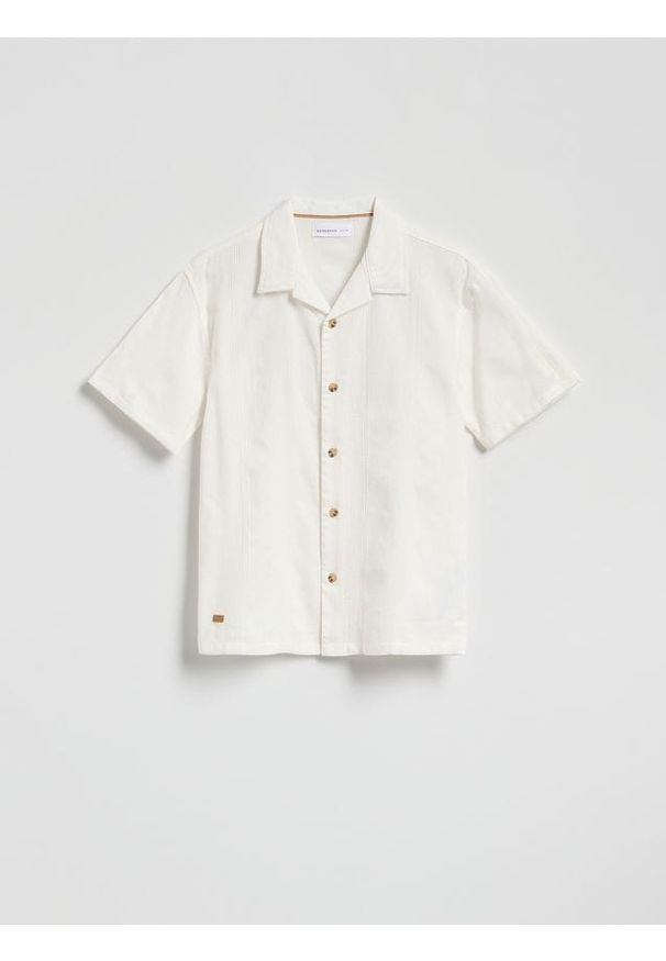 Reserved - Bawełniana koszula - biały. Kolor: biały. Materiał: bawełna