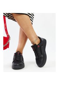 Czarno-szare sneakersy damskie Cross Jeans czarne. Nosek buta: okrągły. Kolor: czarny. Materiał: materiał, guma #4