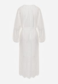 Born2be - Biała Bawełniana Sukienka Boho z Paskiem Haftem i Ażurowymi Wstawkami Orilise. Okazja: na co dzień, do pracy, na randkę. Kolor: biały. Materiał: bawełna. Długość rękawa: długi rękaw. Wzór: ażurowy, haft. Typ sukienki: proste. Styl: boho #5