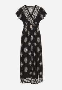 Born2be - Czarna Sukienka w Ornamentalny Wzór z Elastycznym Paskiem Tosvanna. Okazja: na co dzień. Kolor: czarny. Długość rękawa: krótki rękaw. Wzór: aplikacja. Typ sukienki: kopertowe, proste. Styl: klasyczny, casual, elegancki #6