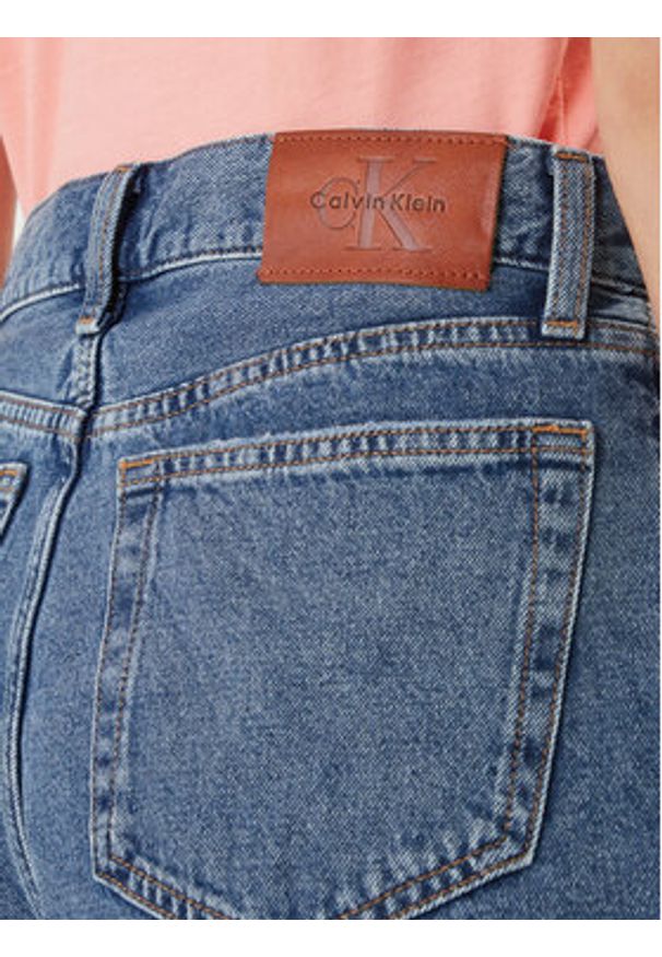 Calvin Klein Jeans Szorty jeansowe LV047F674G Niebieski Loose Fit. Kolor: niebieski. Materiał: bawełna