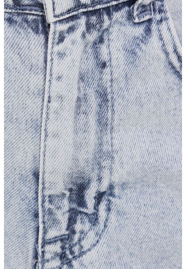 Answear Lab szorty jeansowe damskie gładkie high waist. Okazja: na co dzień. Stan: podwyższony. Kolor: niebieski. Materiał: jeans. Wzór: gładki. Styl: wakacyjny