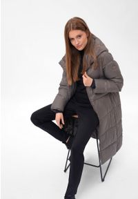 Volcano - Długi, ciepły płaszcz J-MACADAMIA. Okazja: na co dzień. Materiał: materiał. Długość: długie. Sezon: zima. Styl: casual #1