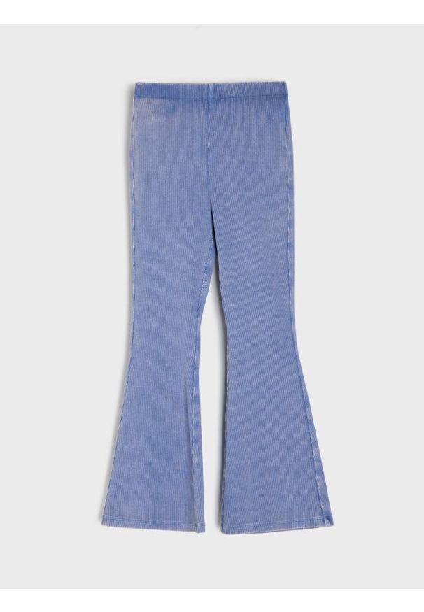 Sinsay - Legginsy flare z efektem sprania - niebieski. Kolor: niebieski