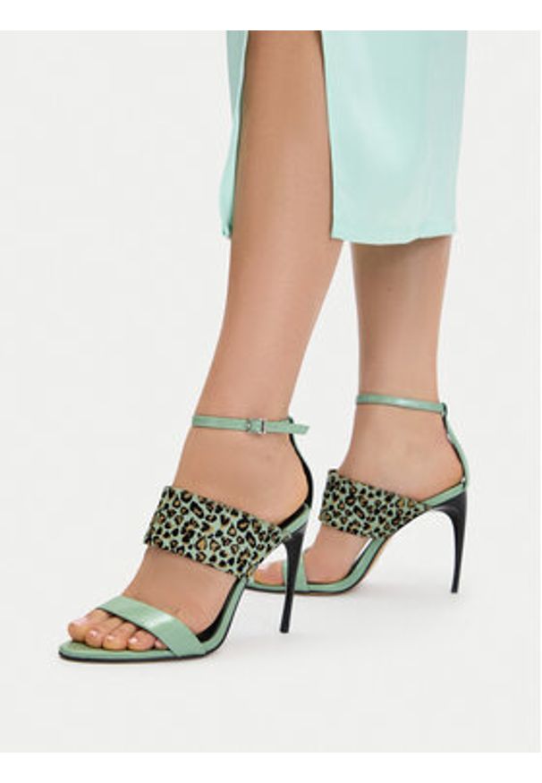 Eva Minge Sandały EO-NADIA-LT2035-2-2 Zielony. Kolor: zielony. Materiał: skóra, syntetyk